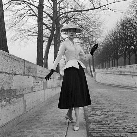 dior house 1940s|christian Dior 1947 new look.